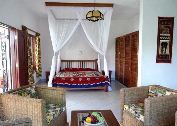 Diani Cottages Диани Бийч Екстериор снимка