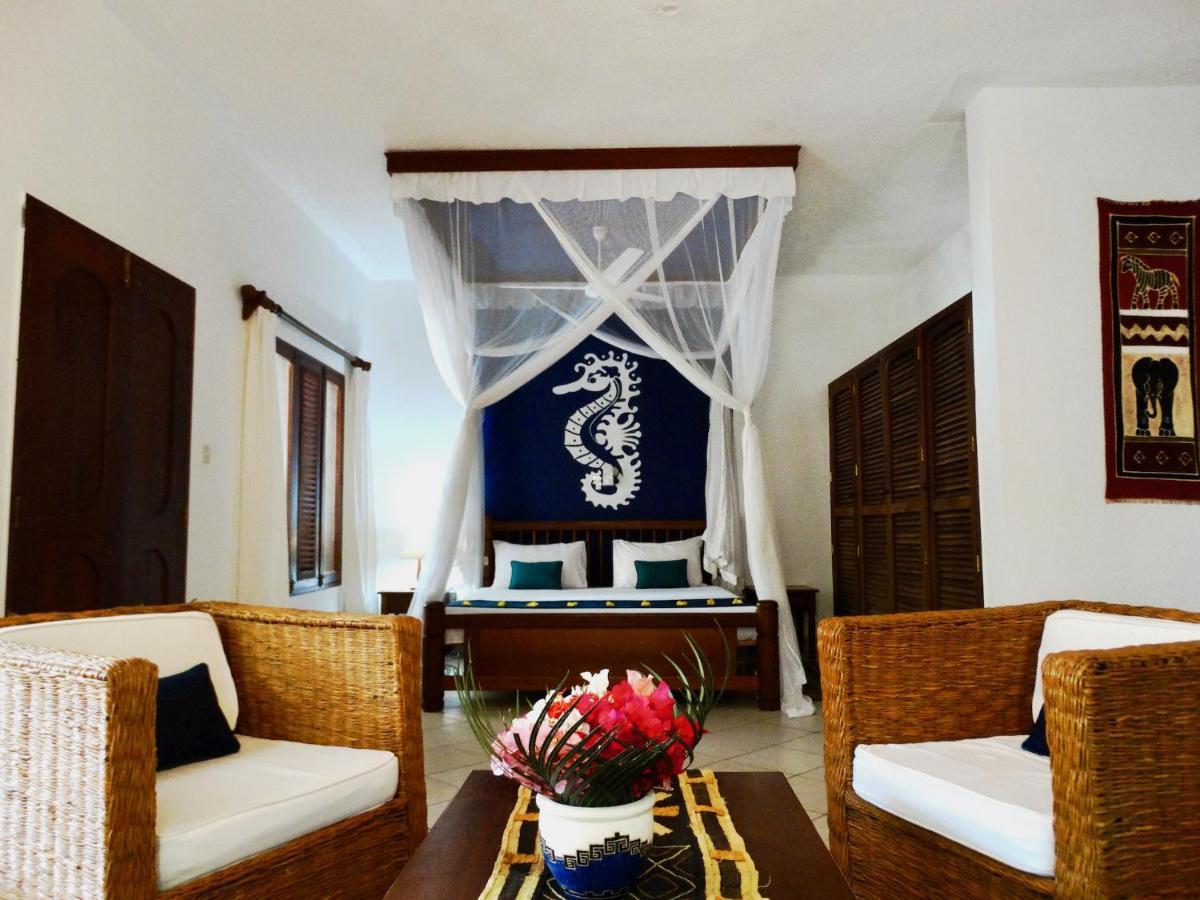 Diani Cottages Диани Бийч Екстериор снимка