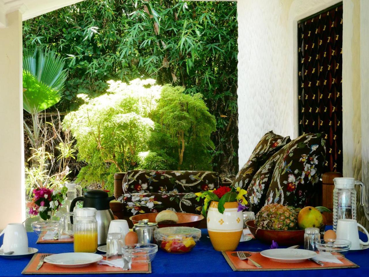 Diani Cottages Диани Бийч Екстериор снимка