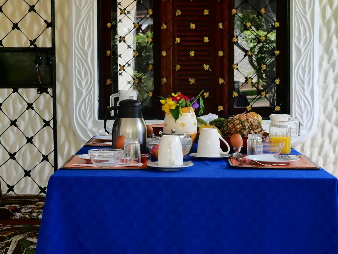 Diani Cottages Диани Бийч Екстериор снимка